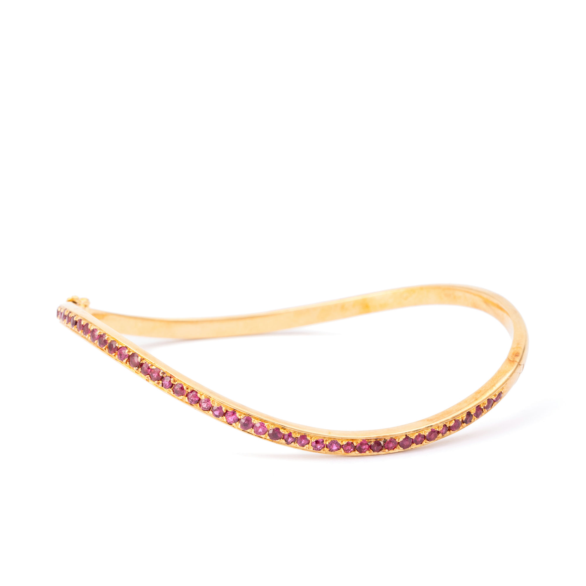 Ruby Hinged Bangle 18ct Gold