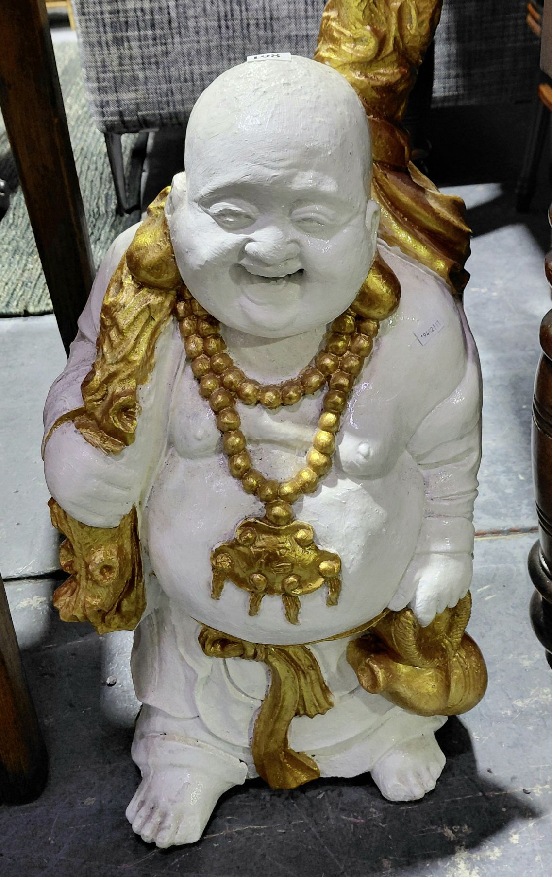 198 · BUDDHA SCULPTURE