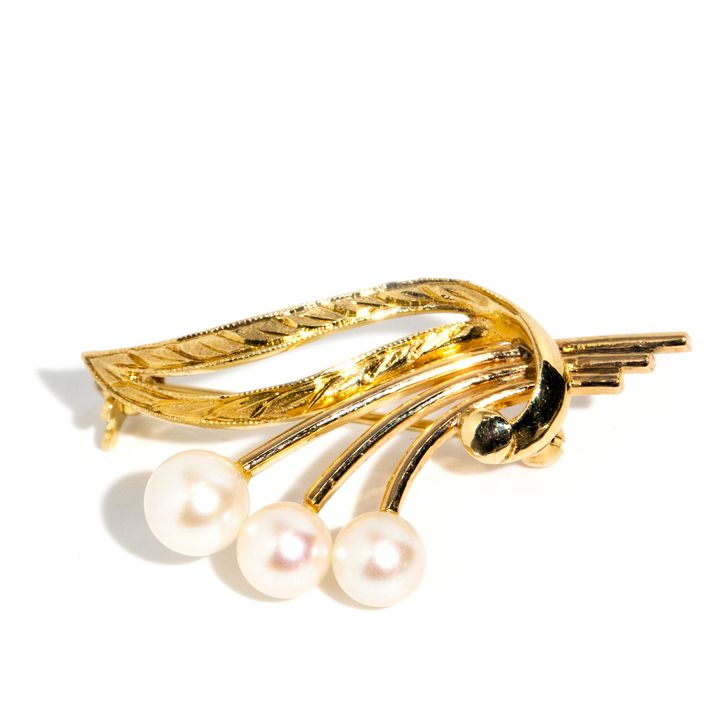 Vintage Cultured Pearl 14 Carat Yellow Gold Brooch