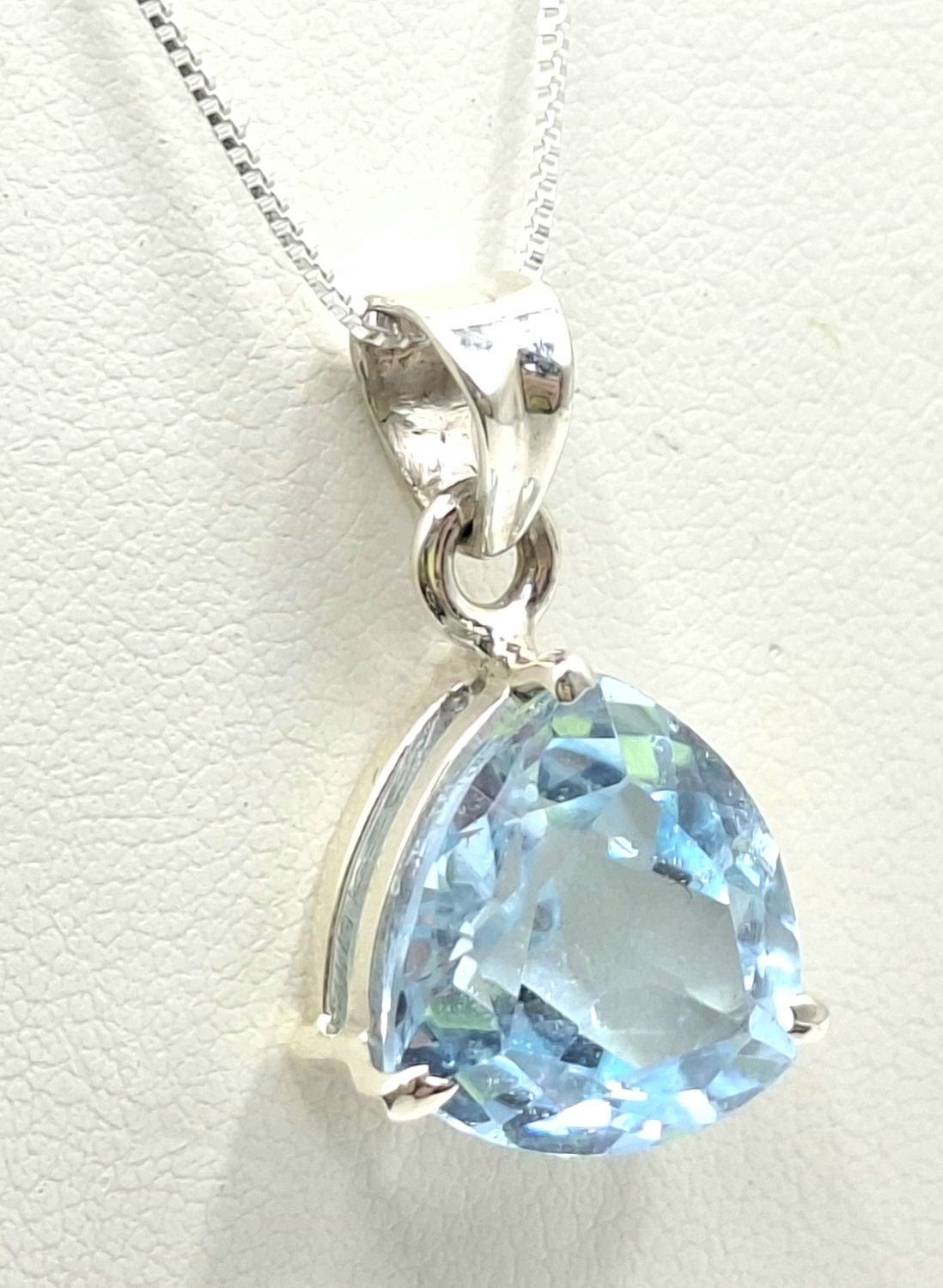 1086 · STERLING SILVER PENDANT