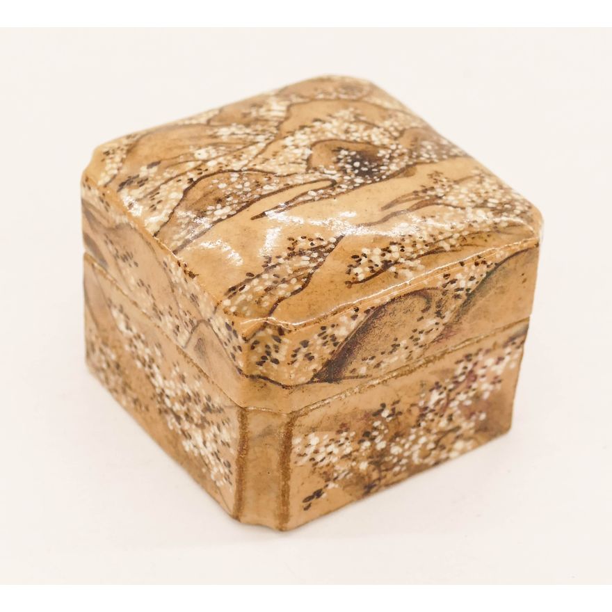 Ogata Kenzan Japanese Ceramic Kogo Incense Box