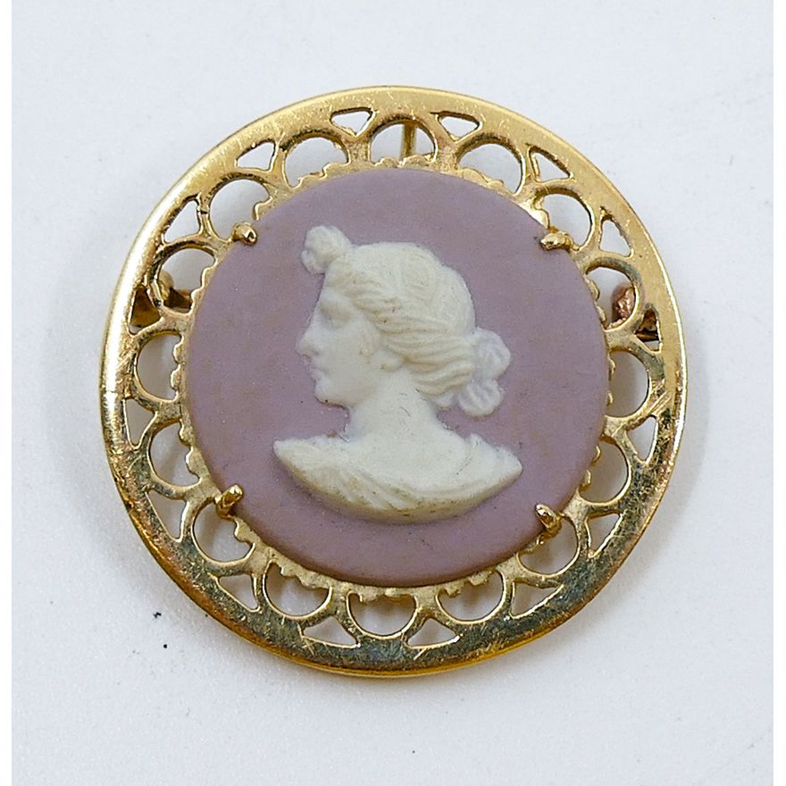 14k Wedgwood Jasperware Cameo Brooch 1'' - 4.9 Grams
