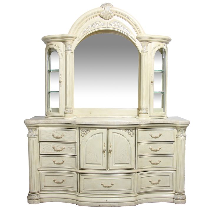 Credenza marca Pulaski Collection