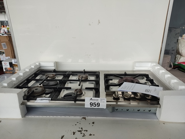 DEFY 5 BURNER GAS HOB DHG931 Aucor