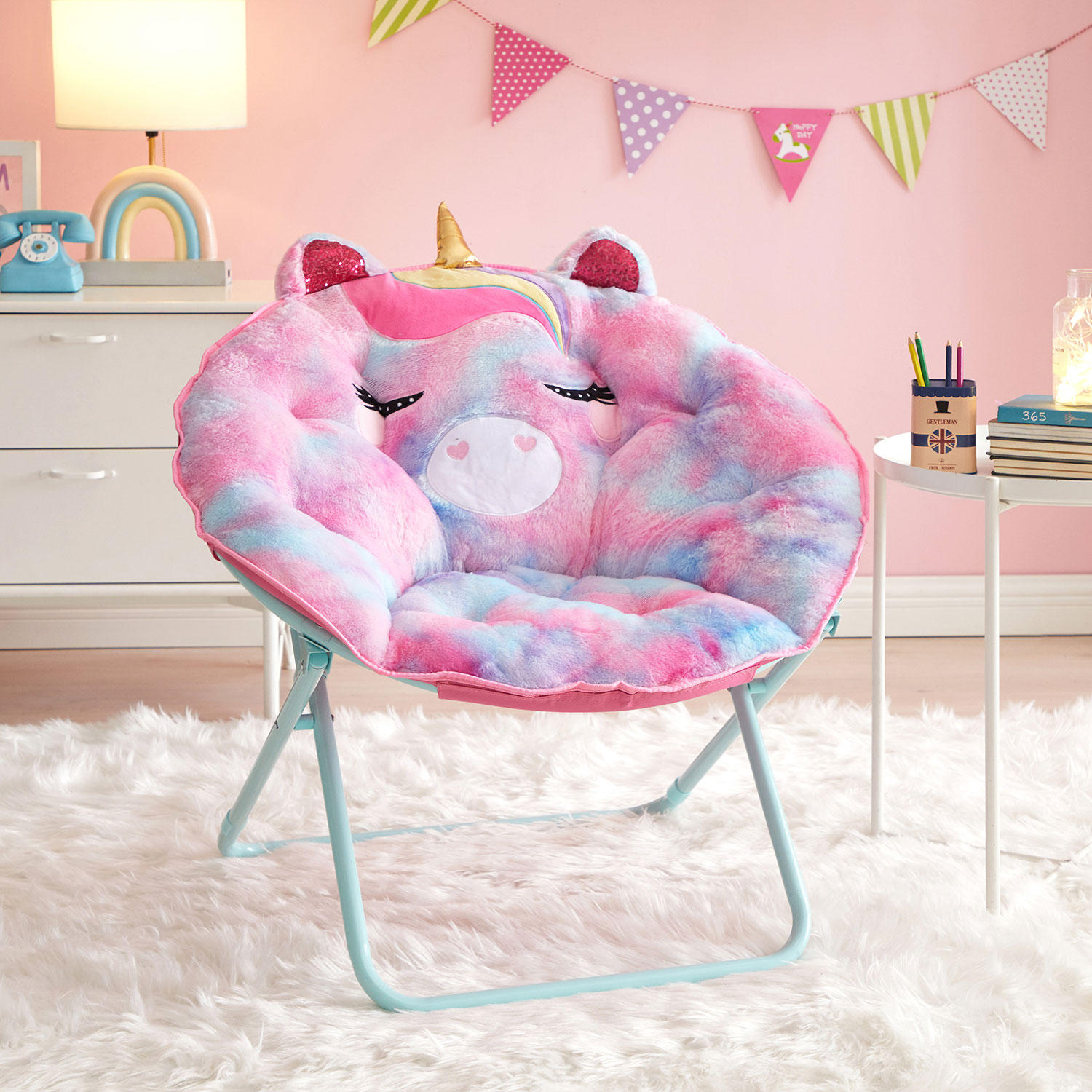 Unicorn outlet saucer chair