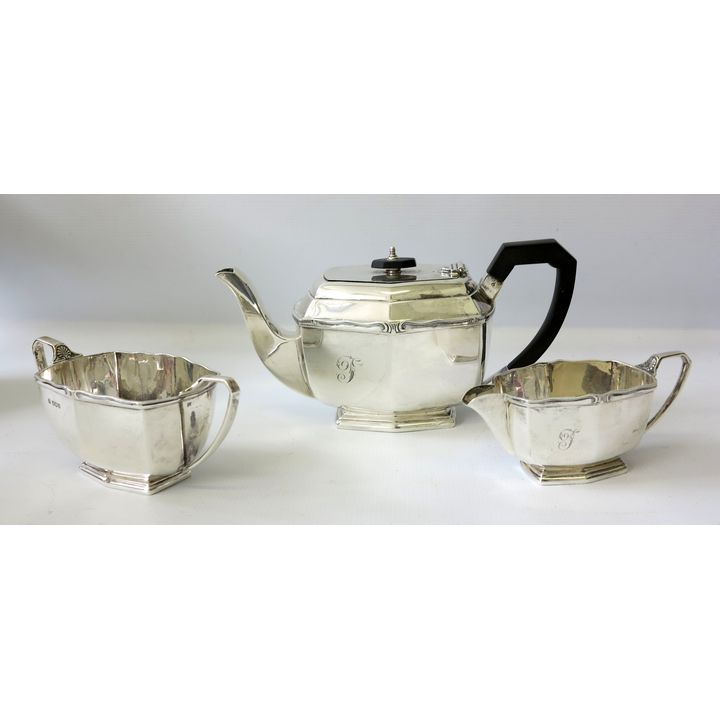 MID 20TH CENTURY SILVER TEA SET