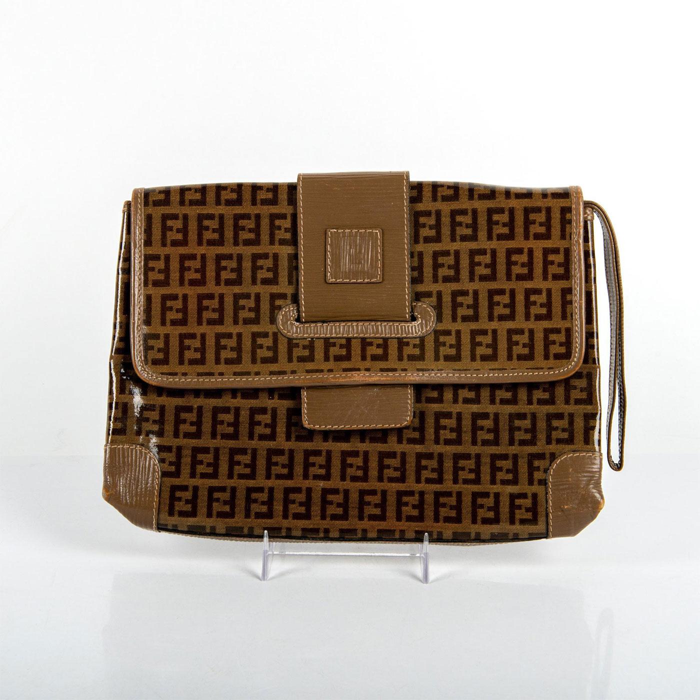 Fendi - Authenticated Clutch Bag - Leather Brown Plain for Women, Never Worn