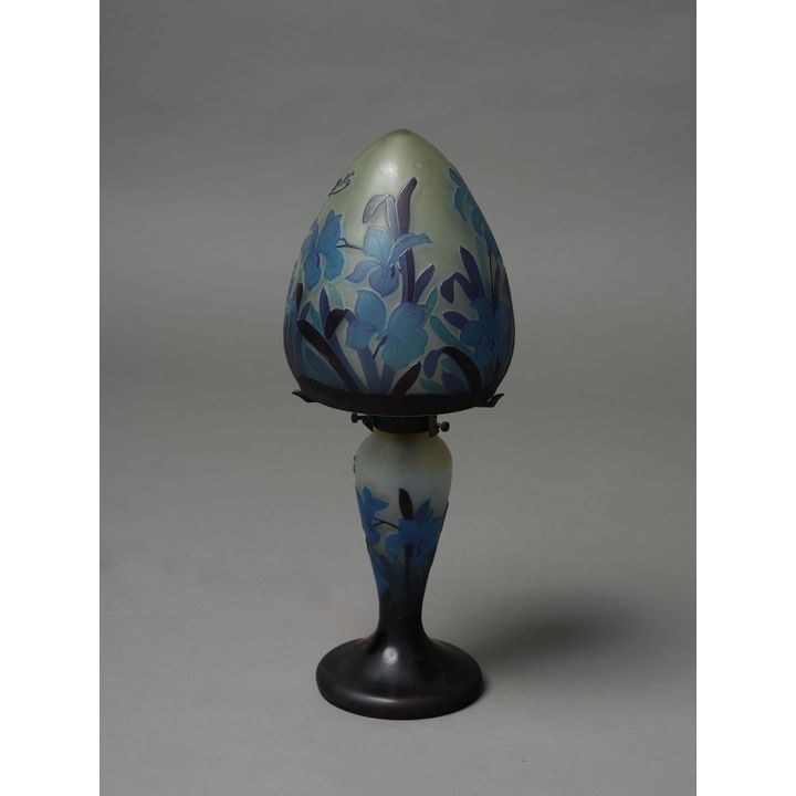 Émile Gallé 'Cameo glass lamp'