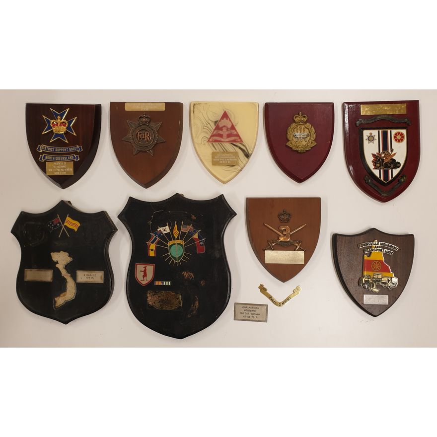 Presentation Shields (x9)