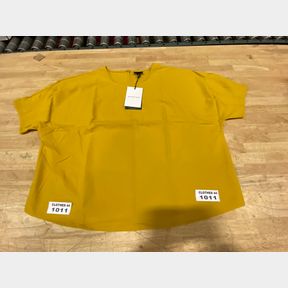WHO WHAT WEAR YELLOW PINTUCK ELBOW SLEEVE BOXY T-SHIRT SIZE X