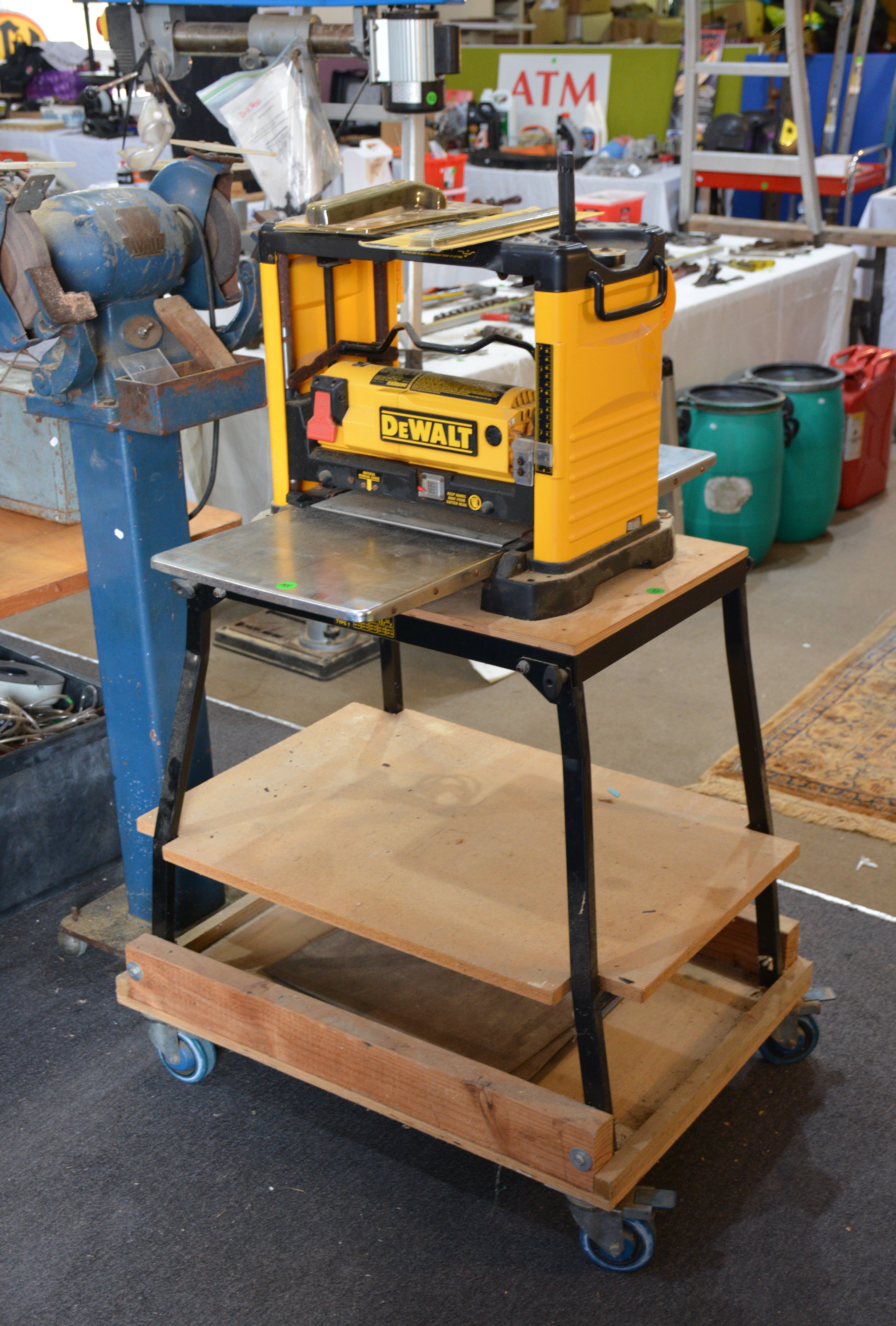 DeWalt 318mm Thickness Planer, Rolling Bench etc — sold at auction in New Zealand for $425