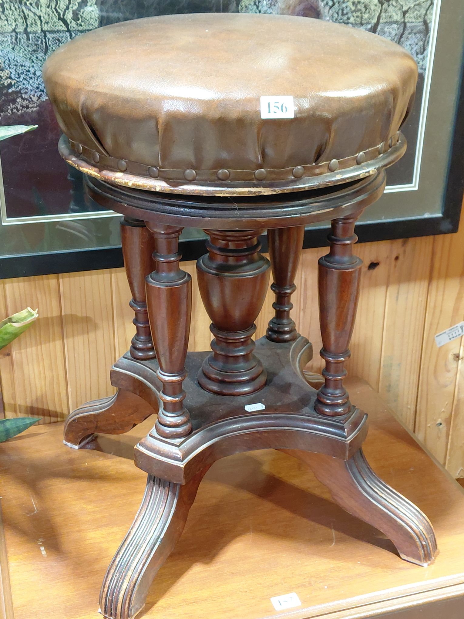 156 · 19THC SWIVELLING STOOL
