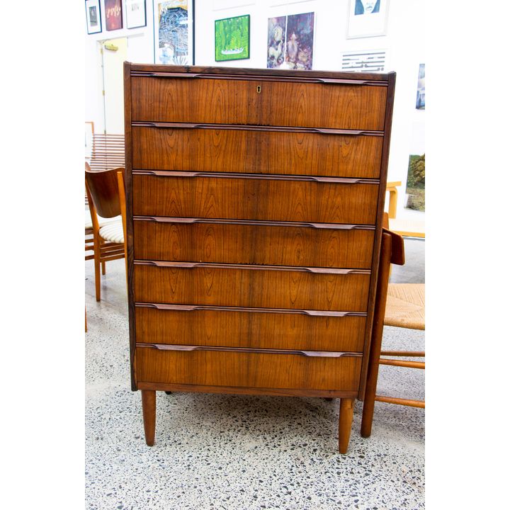 Fine 1960s rosewood tallboy chest