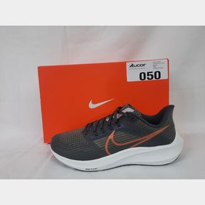 NIKE AIR ZOOM PEGASUS 39 - DH4072-007 - DK SMOKE GREY/METALLIC COPPER-OLIVE GREY - UK 7