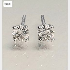 18CT WHITE GOLD STUDS EARRINGS WITH 0.30CT DIAMONDS I/J SI