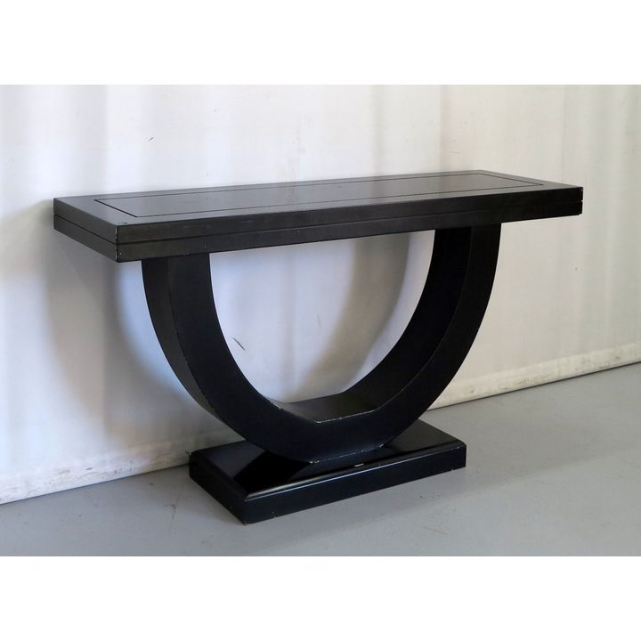 CONSOLE TABLE