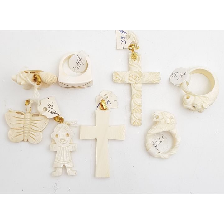 Pendants/Rings