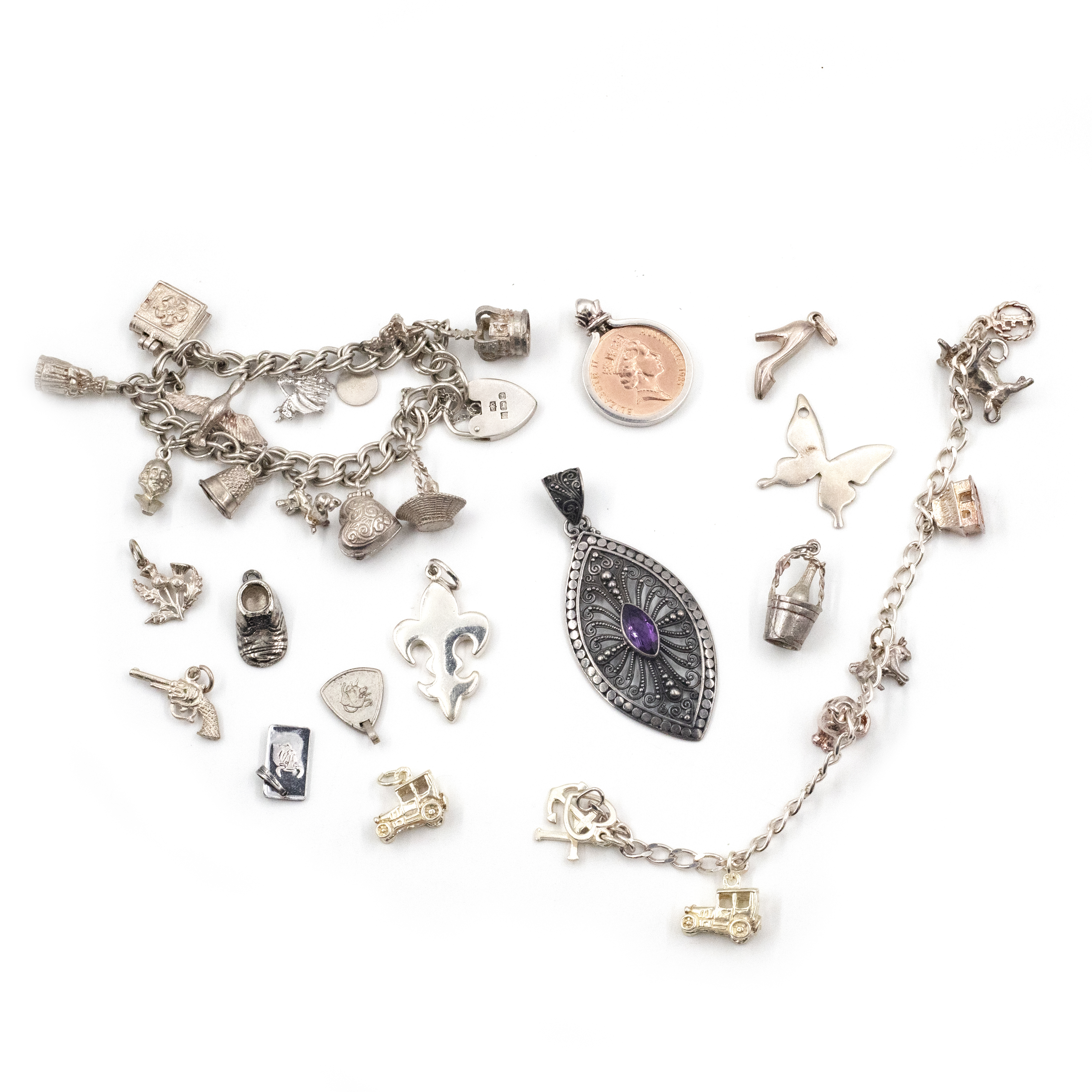 255 · Mix Lot of Silver Jewellery