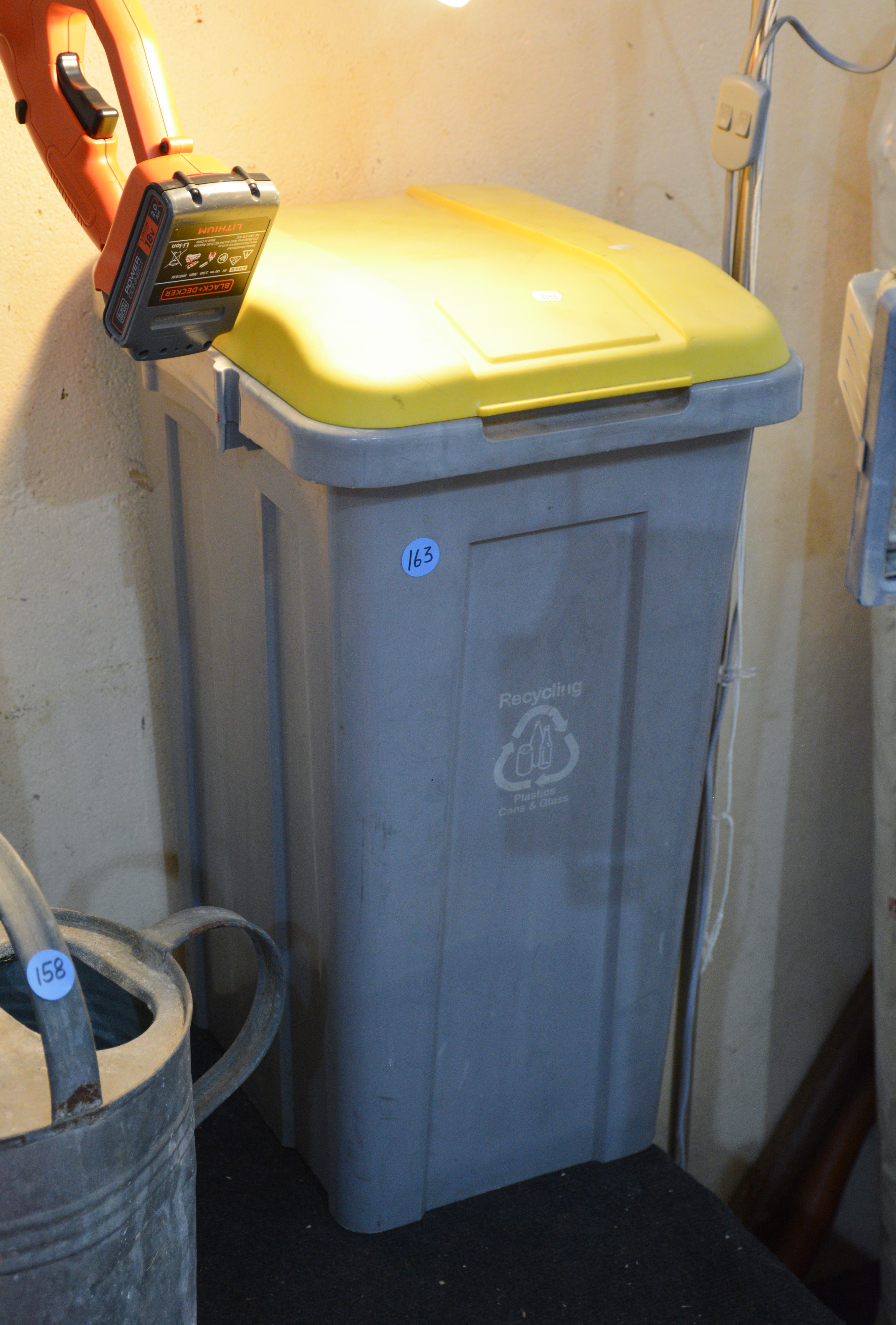 Recycling Rubbish Bin — NZ auction result