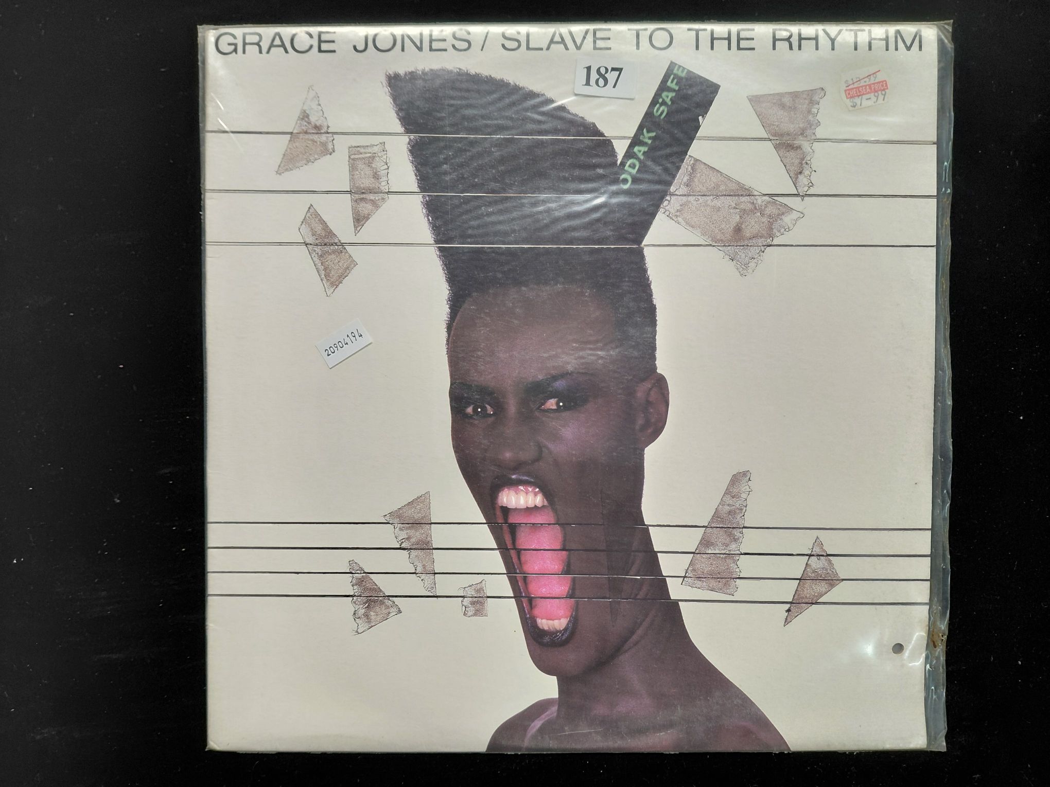 187 · GRACE JONES