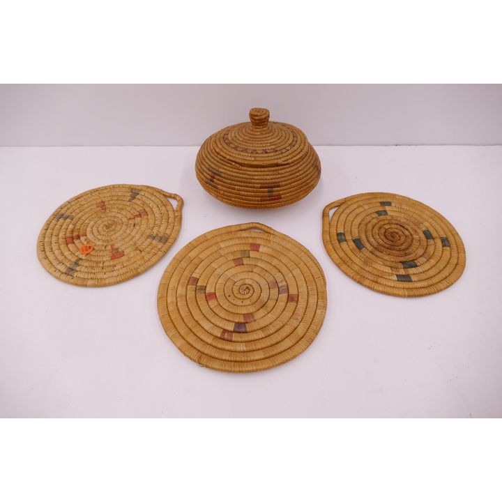 4pc Old Alaskan Indian Basket Trays Etc