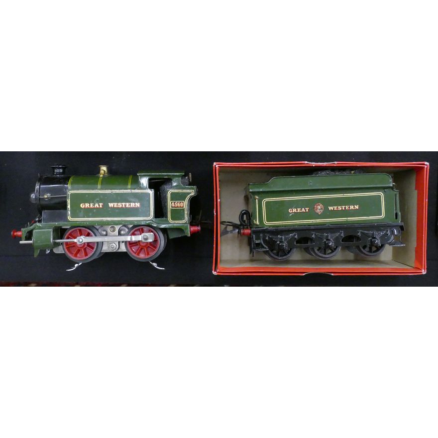Hornby 4560 Great Western Train Engine and Tender