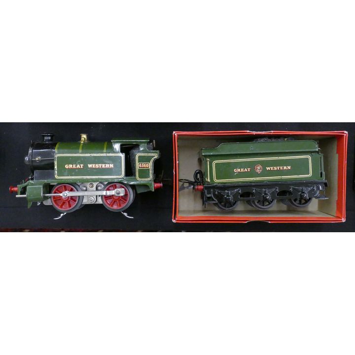 Hornby 4560 Great Western Train Engine and Tender