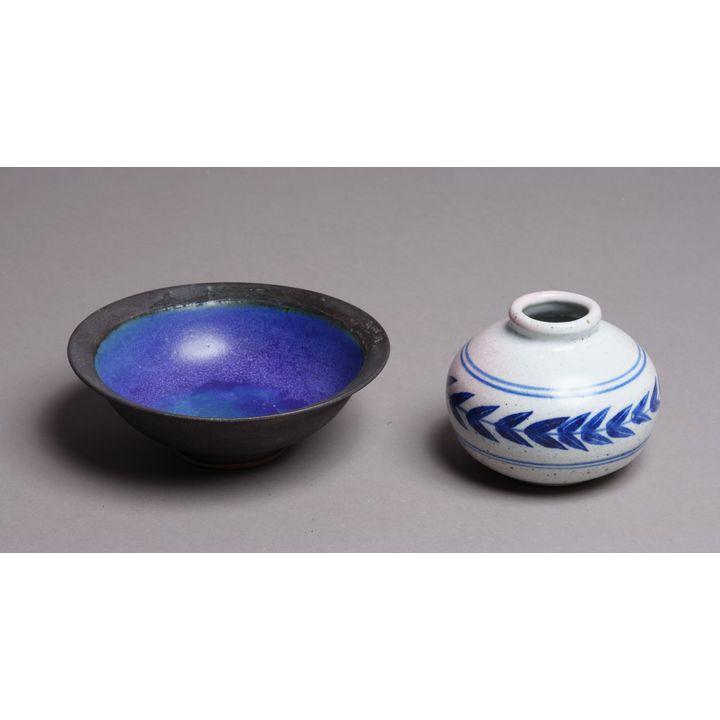 Graeme Storm - Small blue and white jar