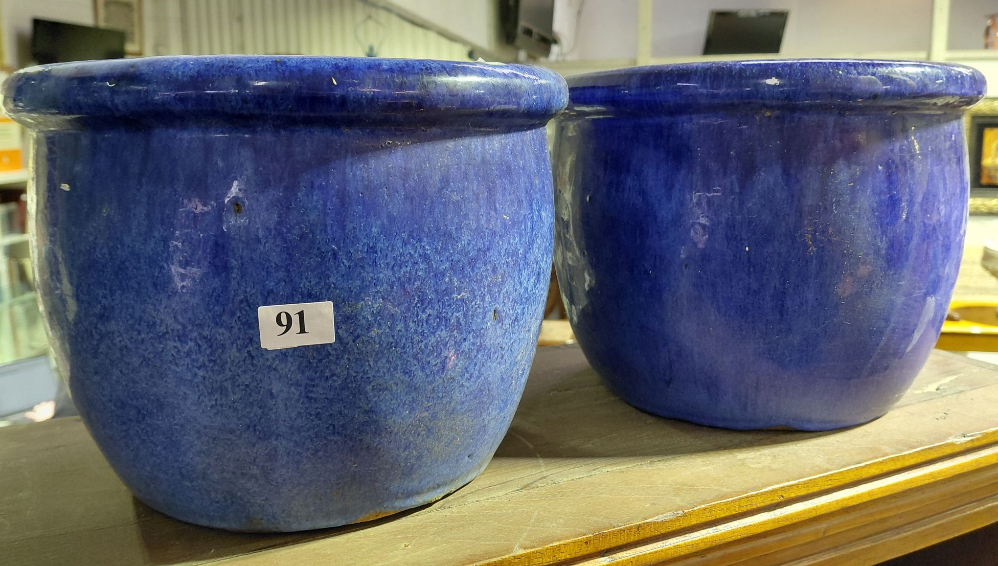 91 · BLUE POTS