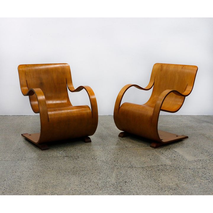 Garth Chester - An original pair of Curvesse chairs