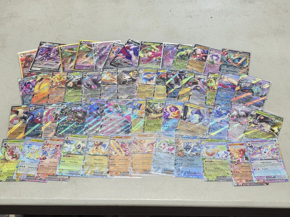 1443 · POKEMON CARDS