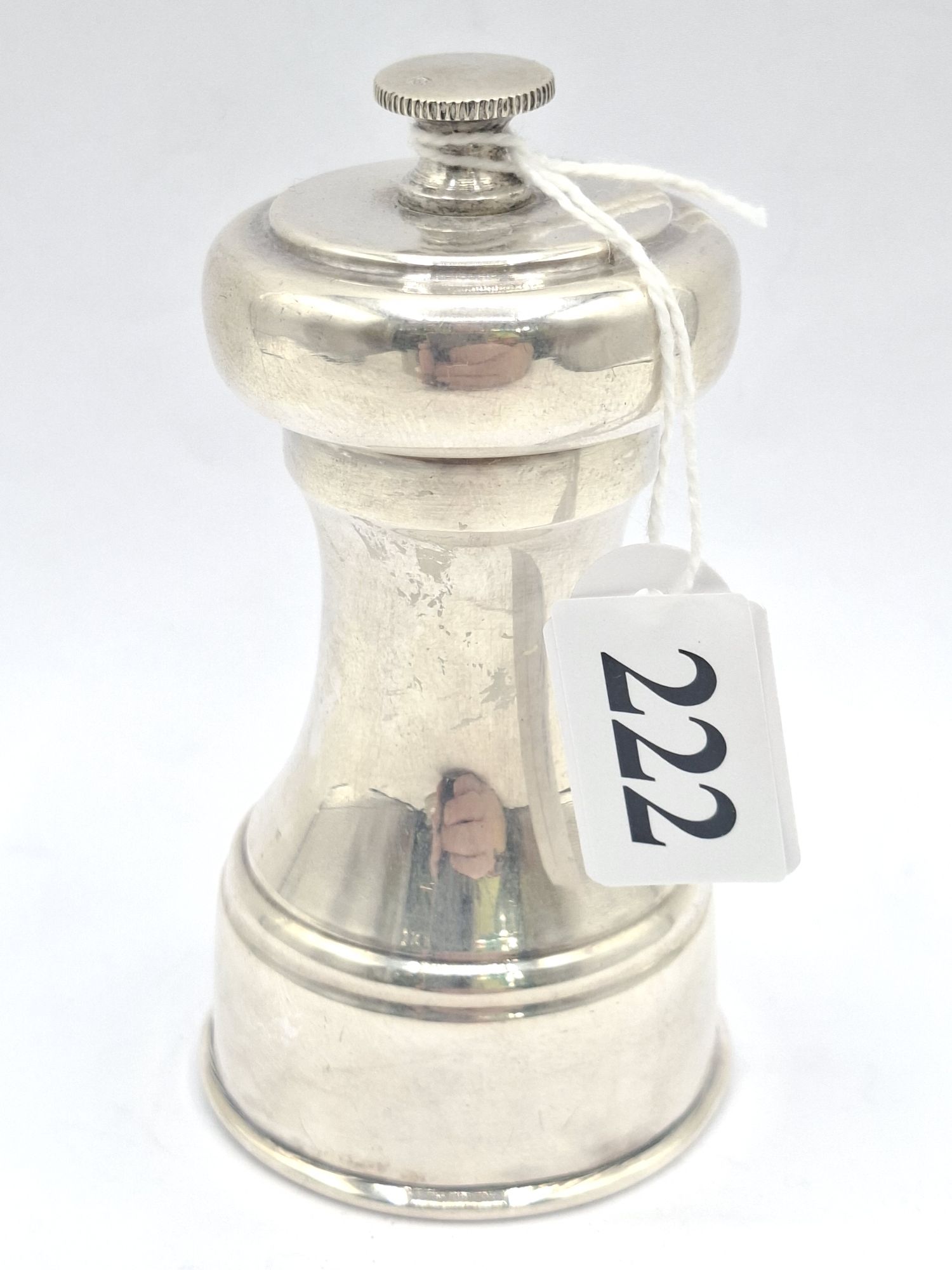 222 · STERLING SILVER PEPPER GRINGER