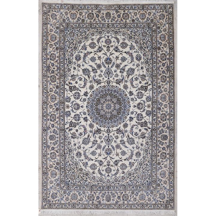 Fine Persian Silk Oriental Rug 5'6''x9'
