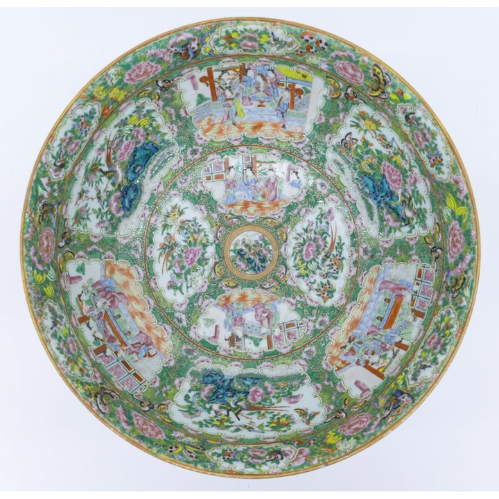 Chinese Qing Rose Mandarin Large Punchbowl