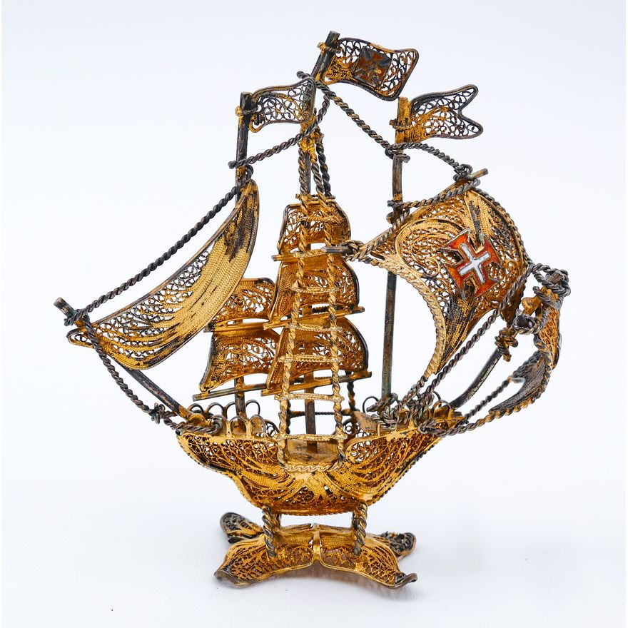 Miniature 800 Silver Gilt Filigree Ship Model 2.75'' - 19 Grams
