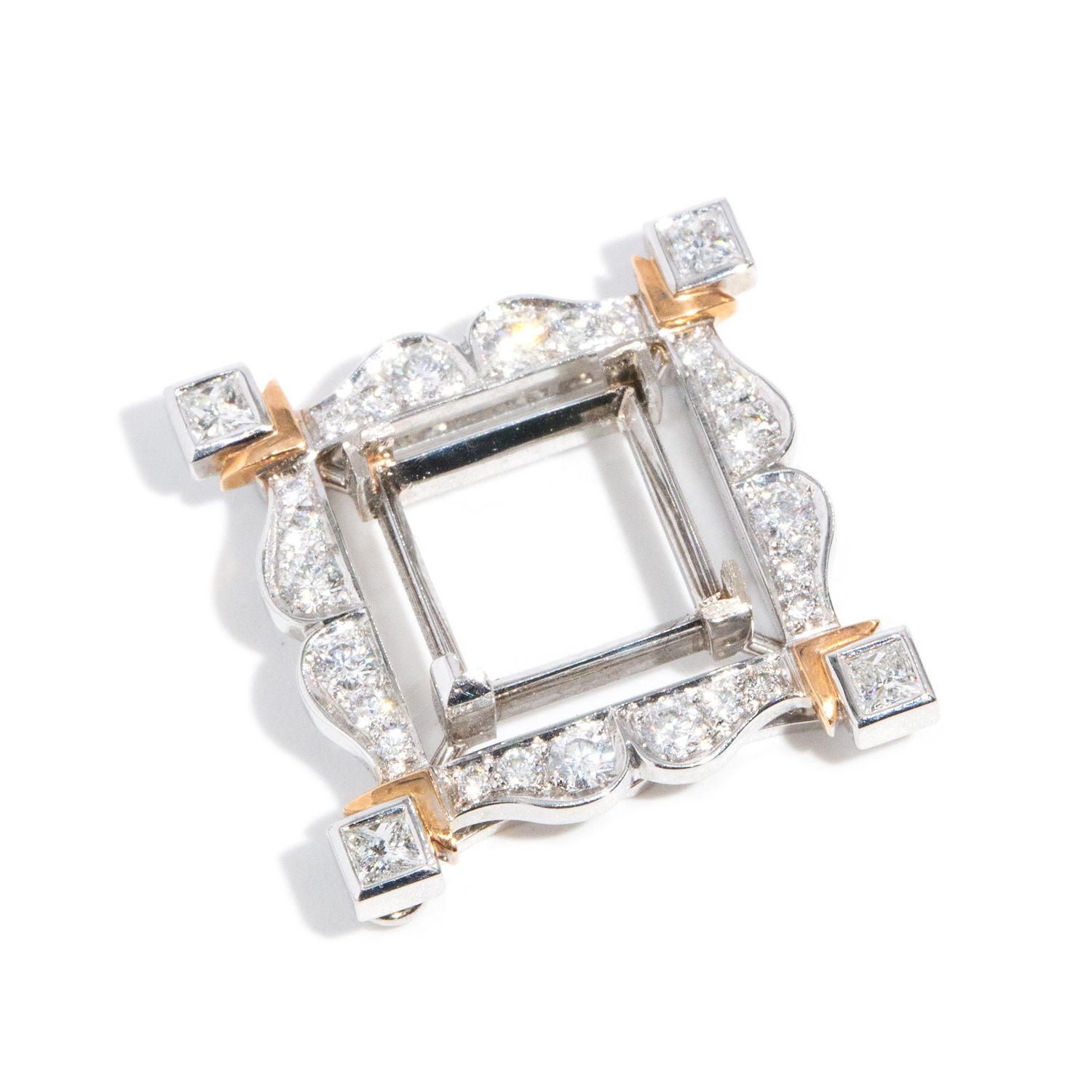 0.97 Carat Dimaond 18ct Gold Partially Completed Pendant