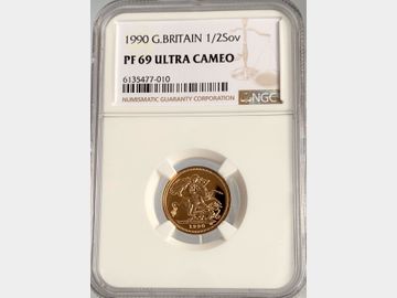 1990 ELIZABETH II GOLD HALF SOVEREIGN PF69 ULTRA CAMEO