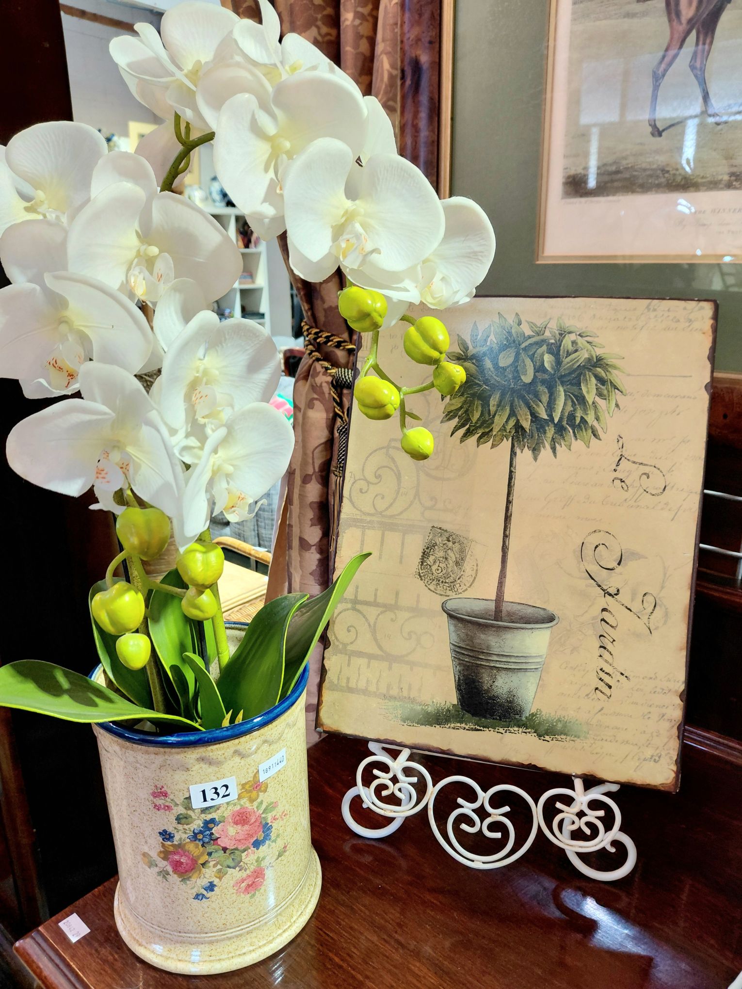 132 · DECORATIVE ORCHID