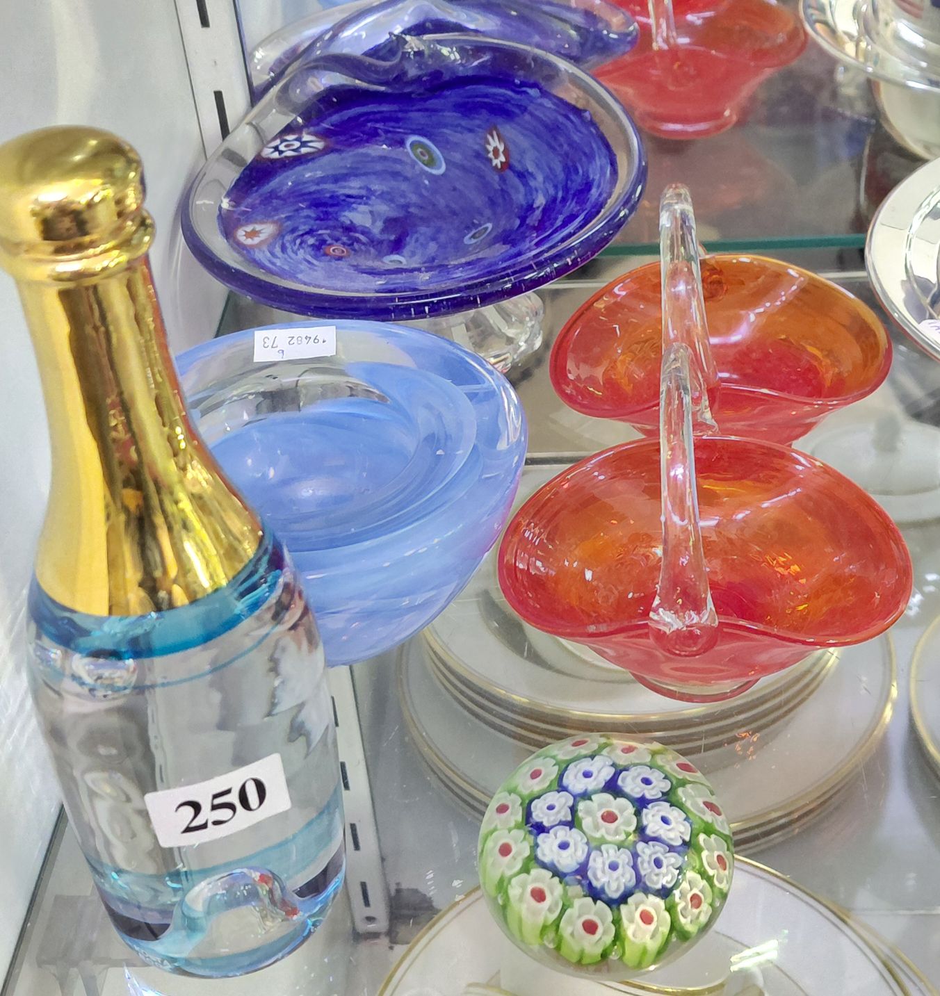 250 · ART GLASS GROUP