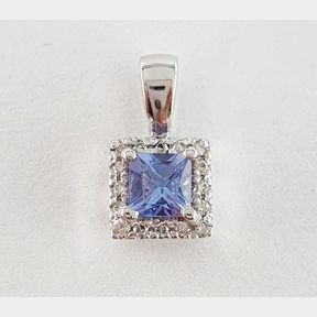 9CT WHITE GOLD PENDANT WITH 0,300CT PRINCESS CUT TANZANITE AND 0,070CT DAIMONDS - 51929/057
