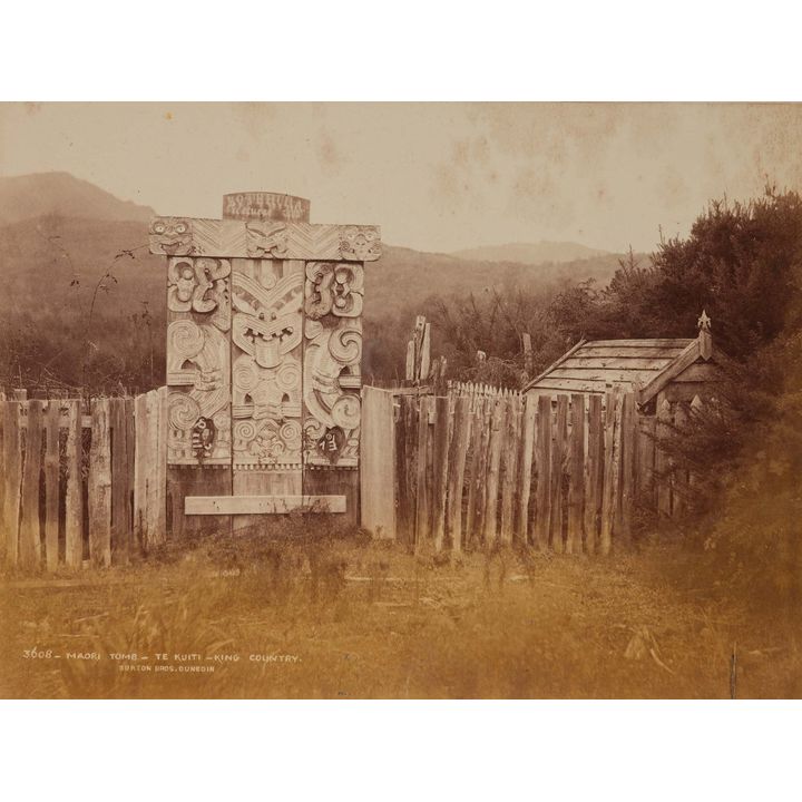 Burton Brothers 'Māori Tomb, Te Kuiti'