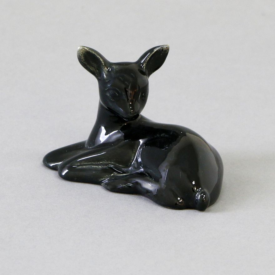 Crown Lynn Potteries, Sitting fawn model