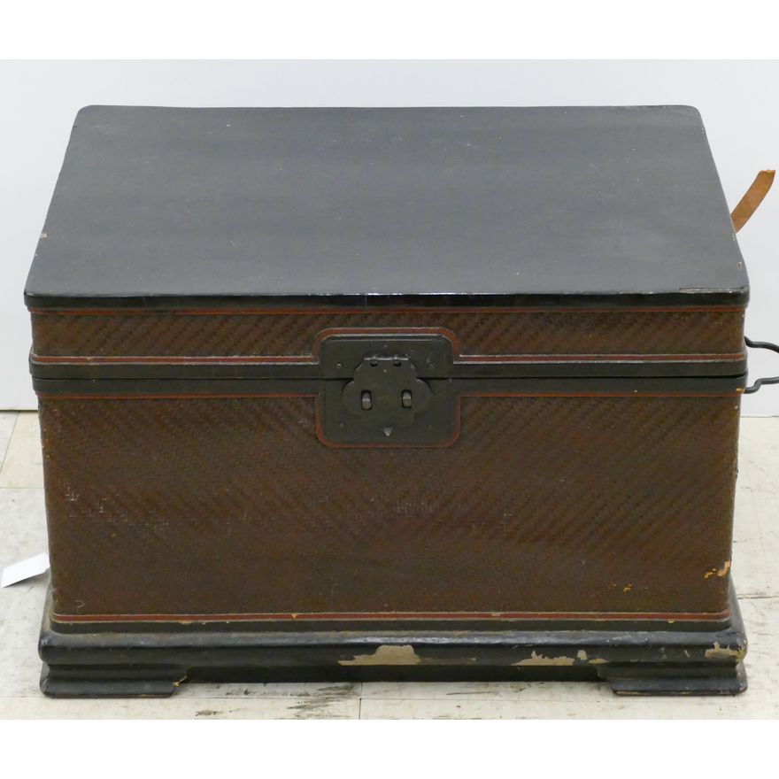 Fine Japanese Meiji Lacquered Woven Trunk 12''x19''x14''
