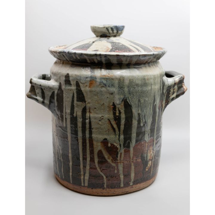 Potter Unknown - Large lidded crock
