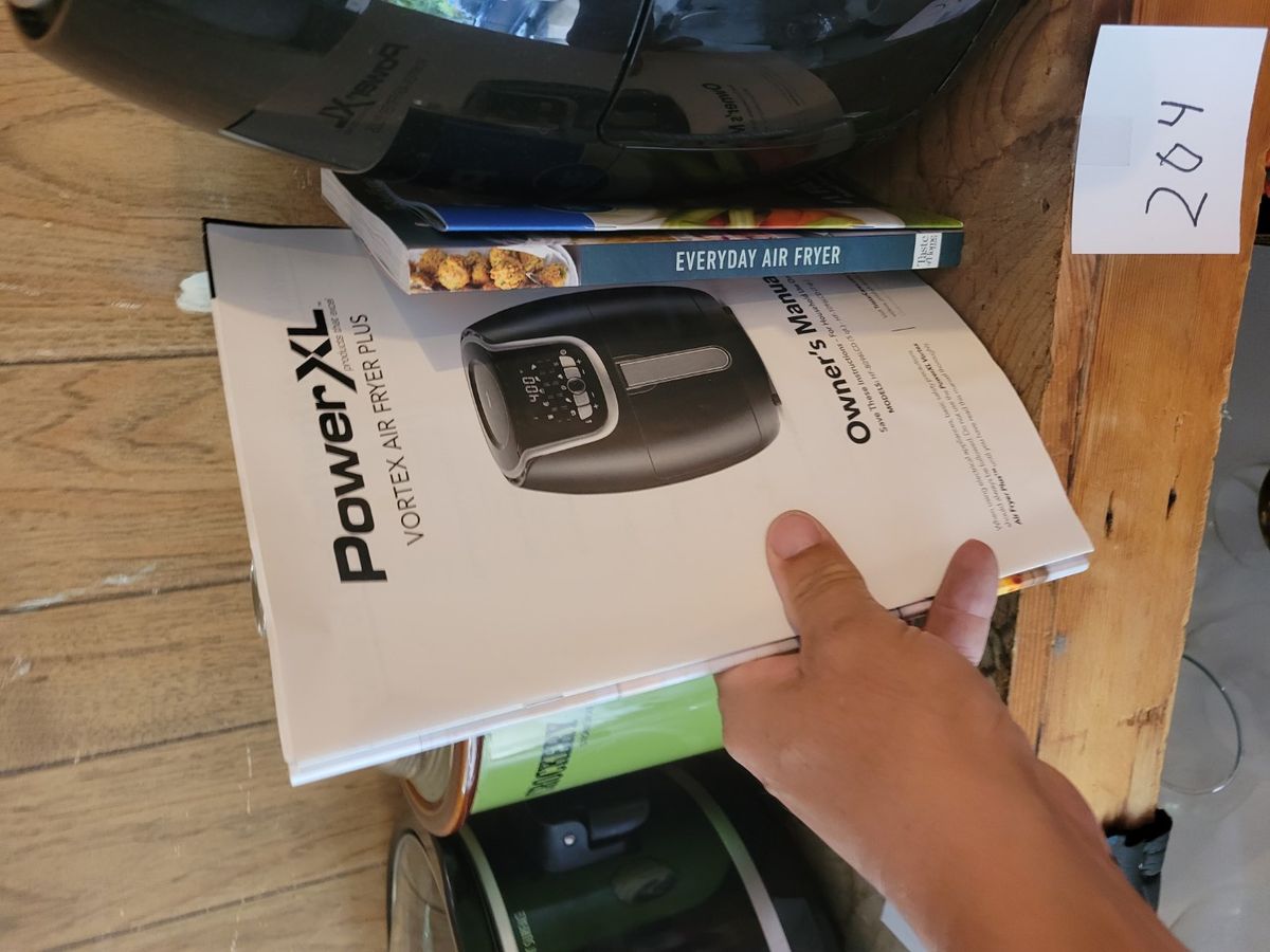 Power XL Air Fryer, with books Midwest Auctions, LLC