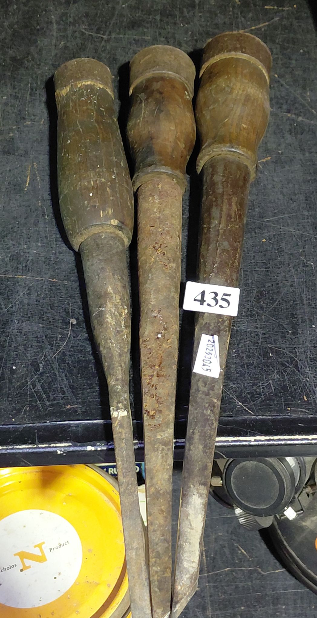 435 · VINTAGE TOOLS