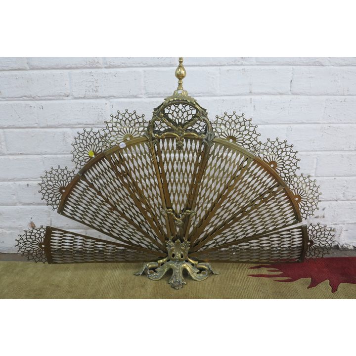 VICTORIAN BRASS FIRE FAN