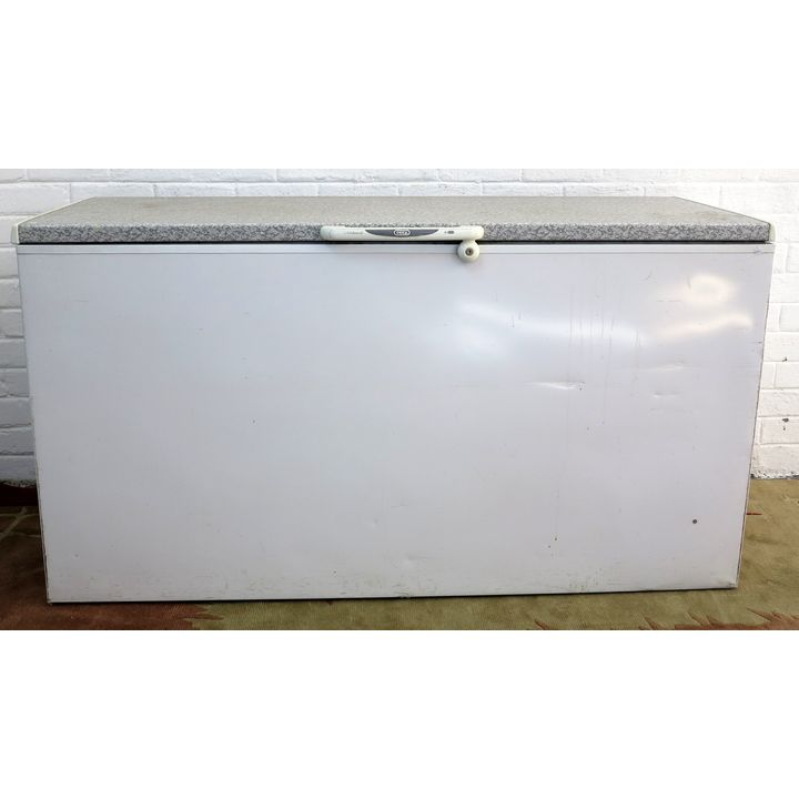 LARGE DEFY CHEST FREEZER