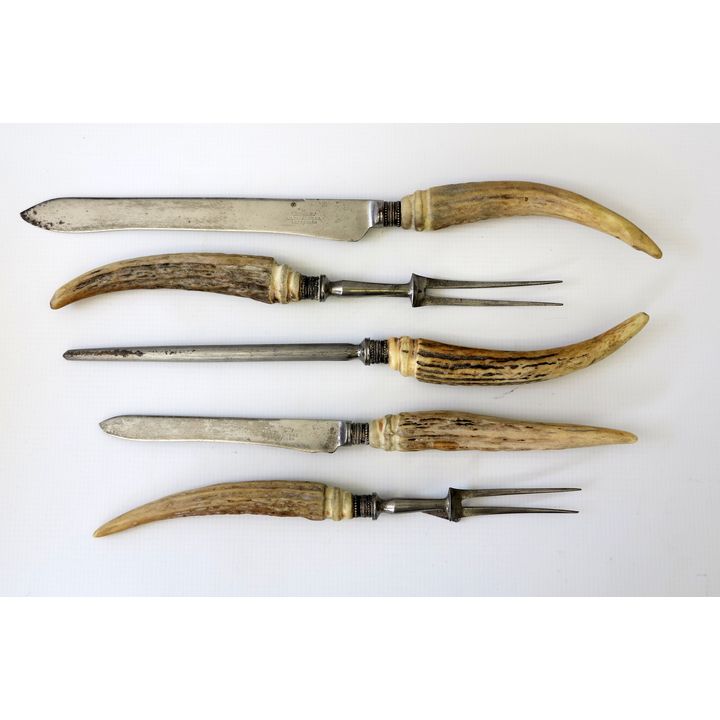 HORN HANDLED 5 PIECE CARVING SET