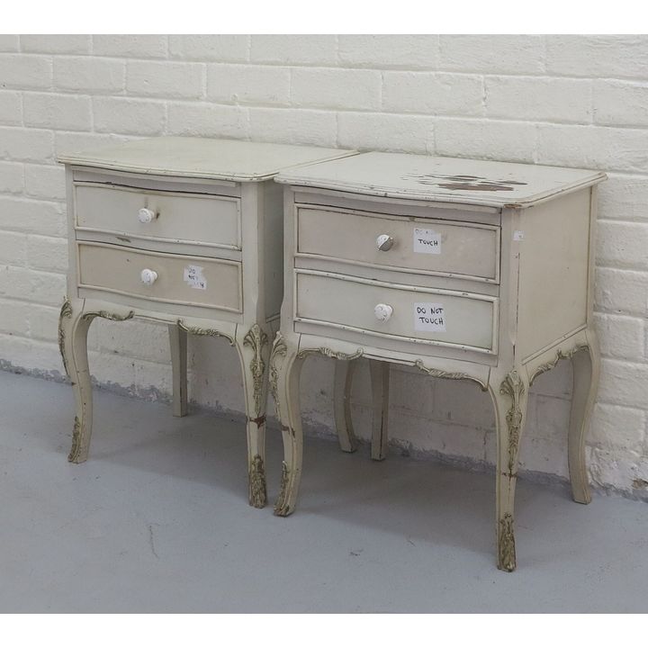 PAIR OF DUCOED PEDESTALS